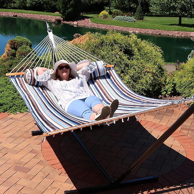 Sunnydaze Quilted Outdoor Hammock with Spreader Bars - Heavy-Duty 450-Pound Capacity Double Hammock for Outside - Ocean Isle