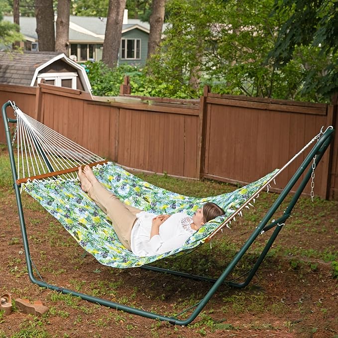 Sunnydaze Quilted Outdoor Hammock with Spreader Bars - Heavy-Duty 450-Pound Capacity Double Hammock for Outside - Tropical Greenery