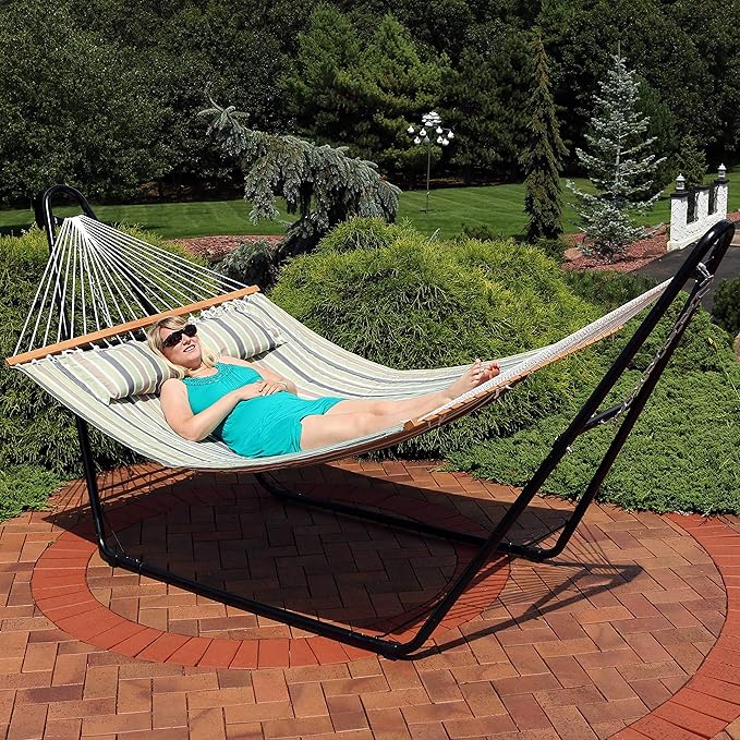 Sunnydaze Quilted Outdoor Hammock with Spreader Bars - Heavy-Duty 450-Pound Capacity Double Hammock for Outside - Khaki Stripe